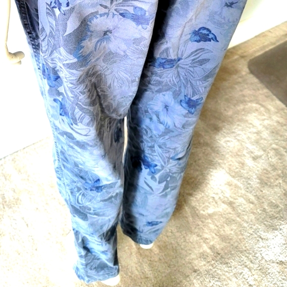 Gap Floral Print Girlfriend Chinos Size 8 - Picture 10 of 16